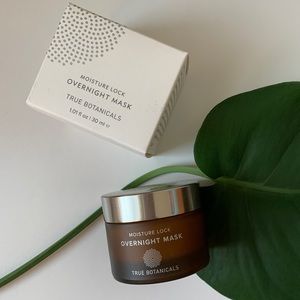True Botanicals Moisture Lock Overnight Mask